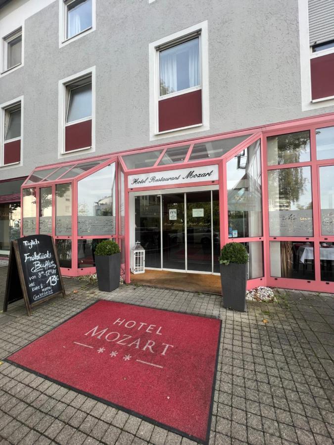 Hotel Mozart Traunreut Εξωτερικό φωτογραφία